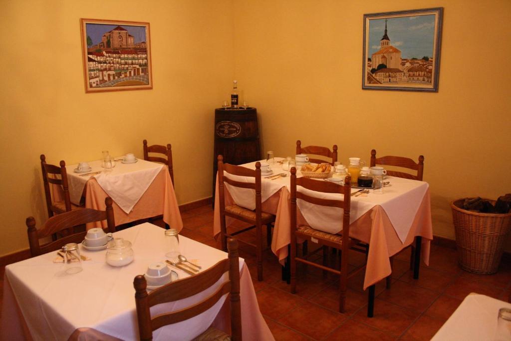 Hostal La Balquina Chinchón Εξωτερικό φωτογραφία